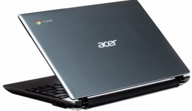 Acer C7 Chromebook dengan sistem operasi Google Chrome